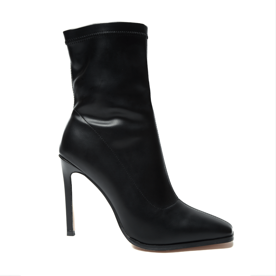 Ботильйони на високих підборах чорні