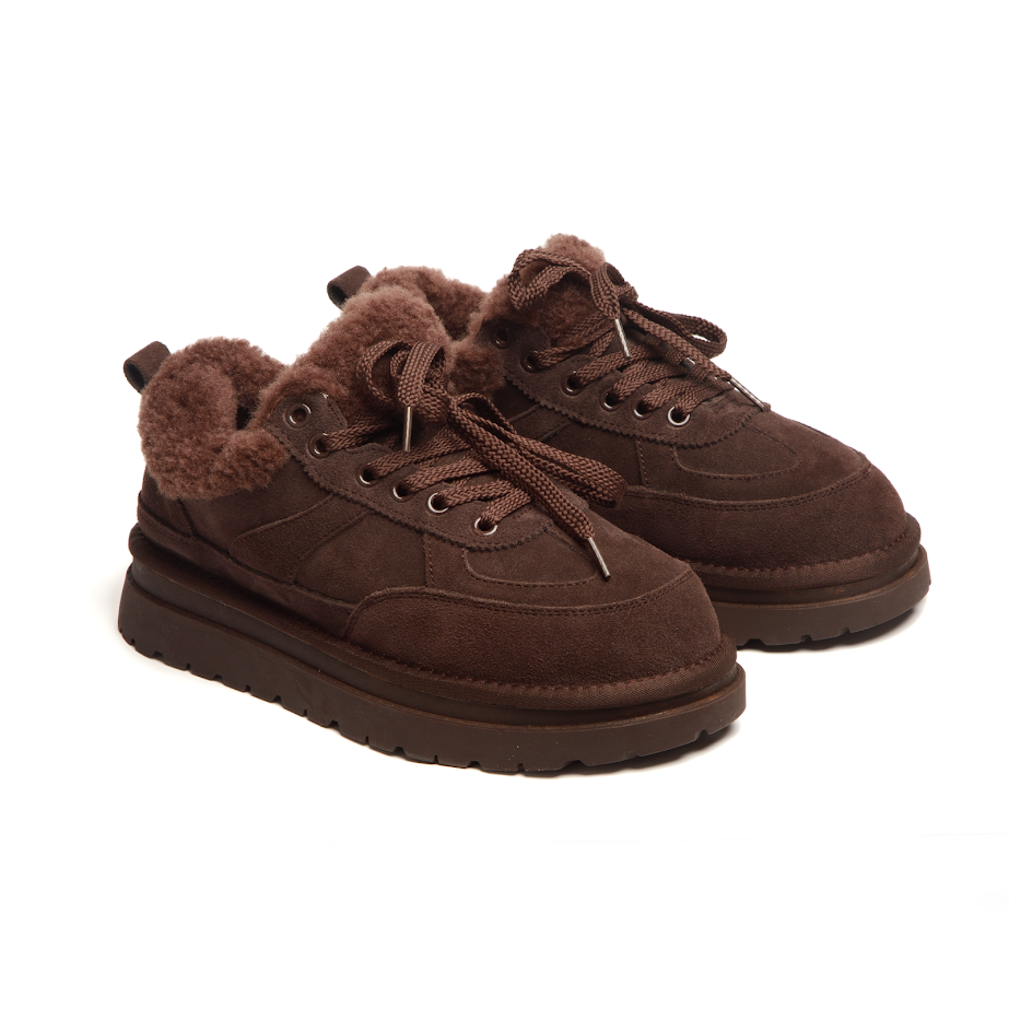 Замшеві кросівки в шоколадному кольорі