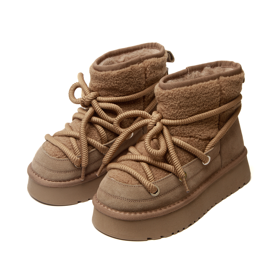 Об'ємні дутики на шнурівці бежеві