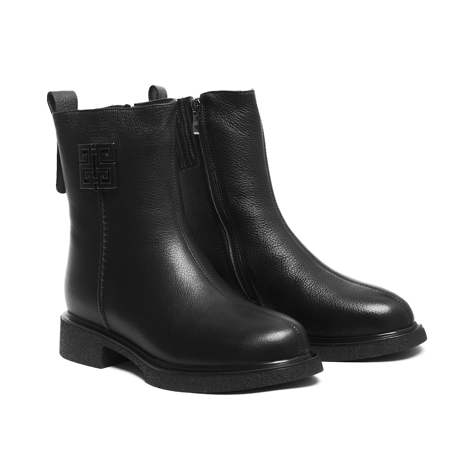 Чорні Шкіряні Черевики з декоративною пряжкою